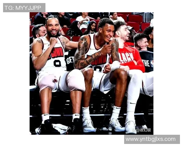 火箭队与马刺队2018年10月8日精彩对决回顾与分析