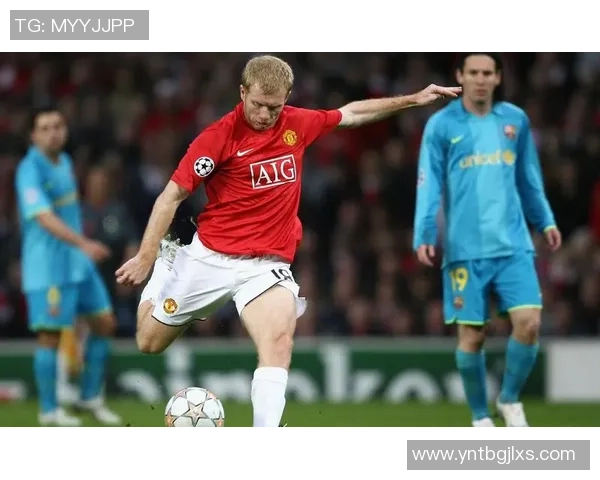 2008年欧冠半决赛曼联与巴萨次回合激战回顾与精彩瞬间分析